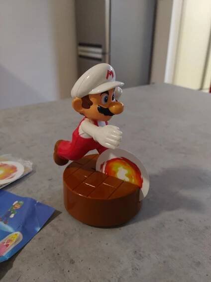 Hračka Super Mario Mcdonalds Happy Meal 2015 / Rozbaleno