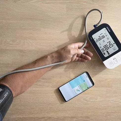 Omron M7-Intelli IT AFIB Tlakoměr