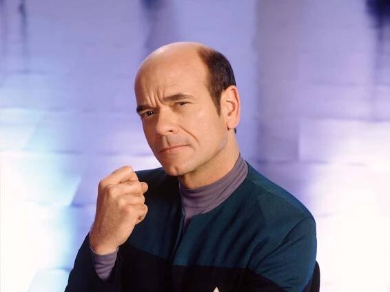 Robert Picardo admitted he faked his way through the pilot of Star Trek: Voyager