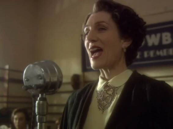 Miranda Raison and Harriet Walter in Hercule Poirot (1989)