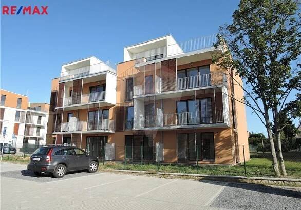Pronájem bytu 2+kk, 61 m2, Hostivice [401023] - RE/MAX Anděl Praha 5