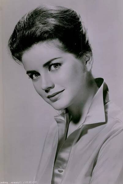 Dolores Hart - Wikipedia