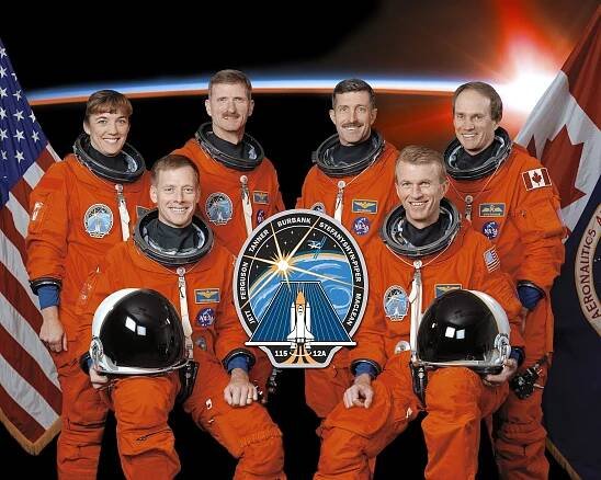 File:STS-115 crew.jpg - Wikimedia Commons