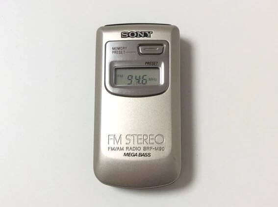 Kapesní digitalní radio Sony SRF-M90 walkman