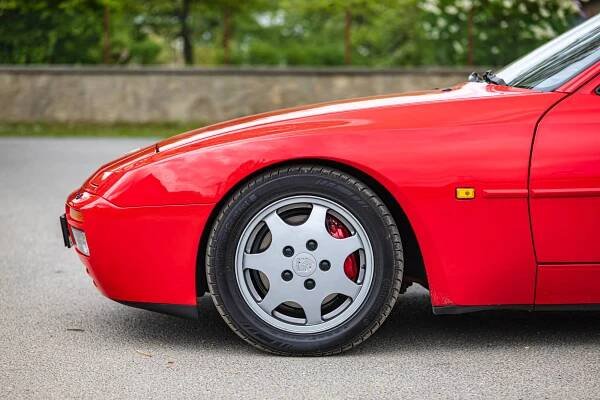 Porsche 944 Turbo