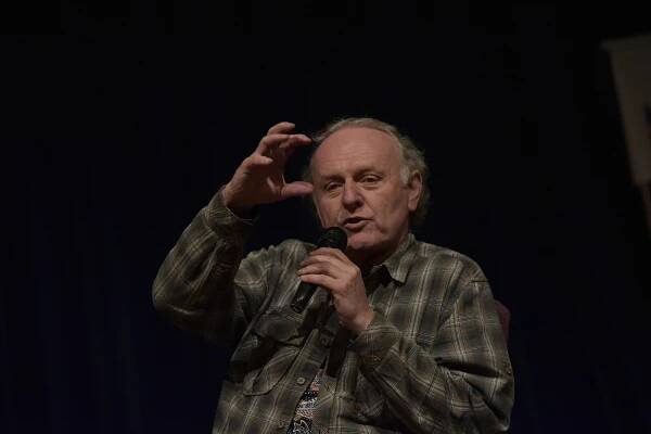 Jedinečné besedy v Kolíně se zúčastnil i herec Jaroslav Dušek