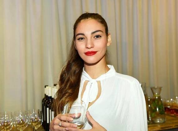 ŽENA-IN - Herečka Sára Affašová z Ulice nejen o syndromu polycystických ovarií. Kvůli přísné dietě zkolabovala
