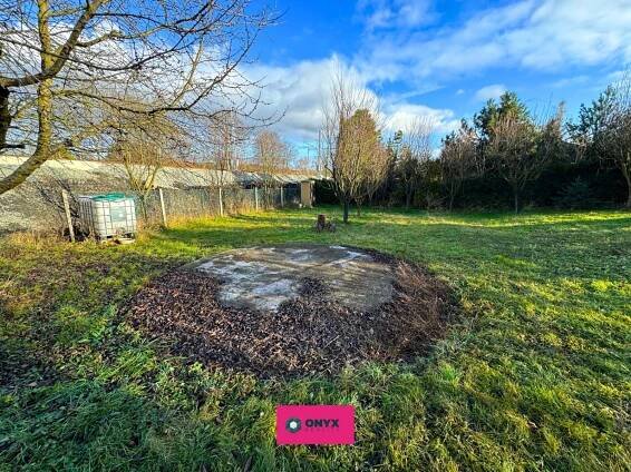 Rekreační pozemek / zahrada 674 m² – Zastávka u Brna | Studna, elektřina, zázemí