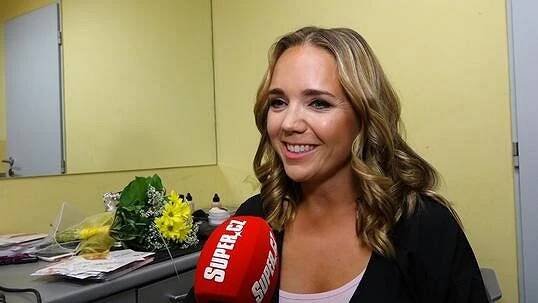 Otevřená zpověď popové princezny Lucie Vondráčkové: Kdyby šla kariéra od válu, tak se nezhroutím - Super.cz