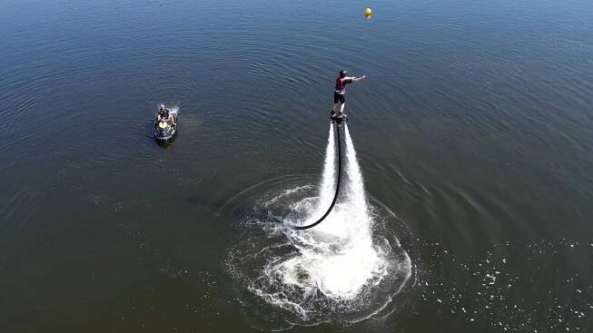 Flyboarding Brno 1 osoba Bez záznamu 15 minut instruktáž