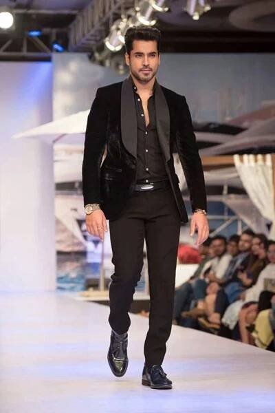 Fashion Show Pics Of Gautam Gulati