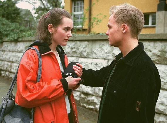 In aller Freundschaft - Neubeginn (S01E36) (1999)