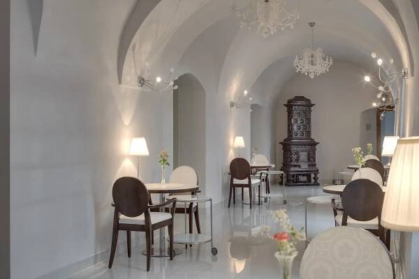 Degustační 6-chodové menu v zámecké restauraci Chateau Herálec