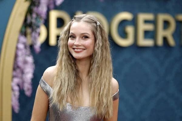 Celebrity Lip Combos: Hannah Dodd