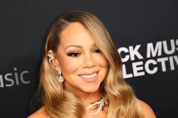 Mariah Carey Celebrates No.1 Billboard Hit With A Rare Family Appearance
