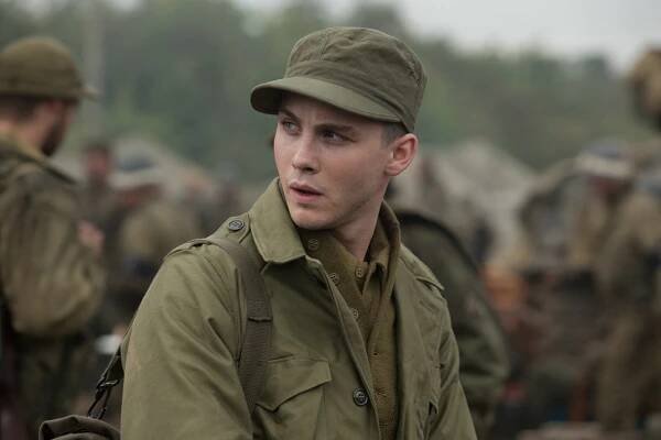 Železná srdce - Z filmu - Logan Lerman