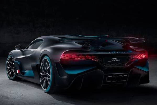 Bugatti Divo: Cena okruhového Chironu přesahuje 100 milionů | Temple of Speed