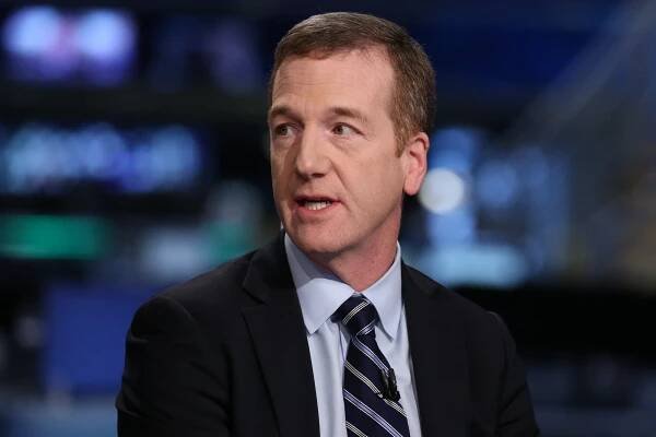Morgan Stanley says the average stock is breaking down, S&P 500 to fall to 3,900 by year-end