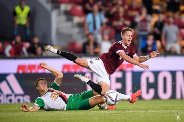 Výhra a postup do 3. předkola Ligy mistrů! | sparta.cz