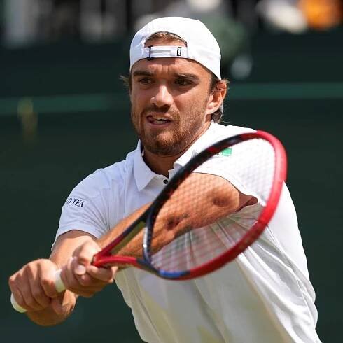 Macháč ve Wimbledonu po šílené bitvě končí! Dál jdou Krejčíková a Menšík