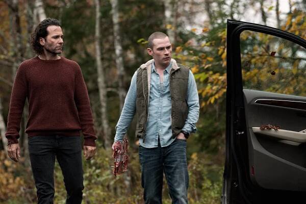 Eion Bailey, A.J. Simmons - Cesta ven - Belly of the Beast - Z filmu