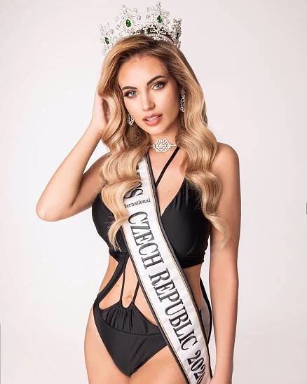 FOTO: Natálie Kočendová skončila v letošní Miss Czech Republic na 3.místě. – stránka 404
