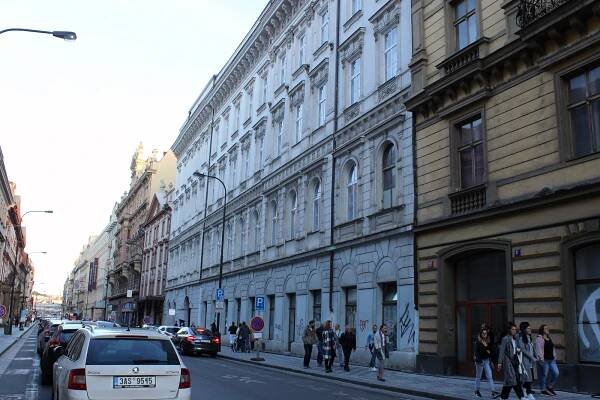 Dveře široké veřejnosti otevřel na jeden den Kampus Hybernská