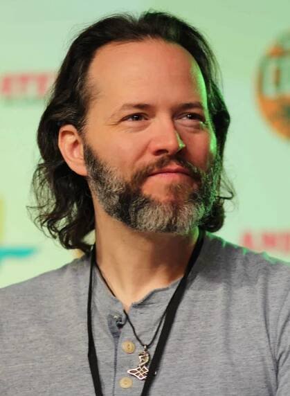 Christopher Daniel Barnes Height, Age, Body Measurements, Wiki