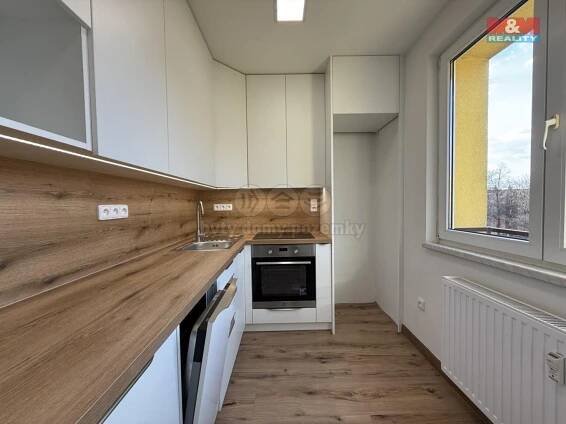 Pronájem bytu 3+1, 56 m2, Karviná, ul. Haškova