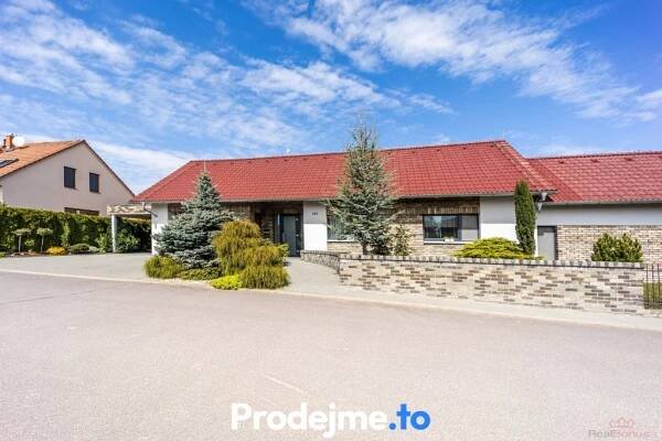 Prodej rodinného domu 4+kk, 179 m2- Mašovice, ev.č. 100060 - 2
