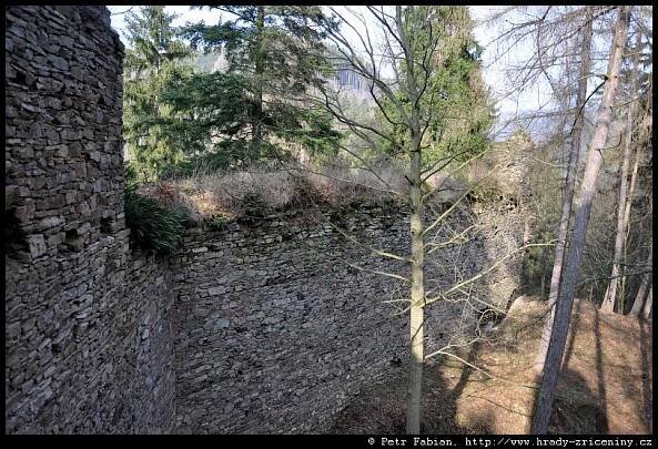Perštejn – fotografie / hrady-zriceniny.cz