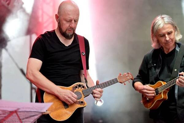 FOTOREPORT: Otec českých festivalů TrutnOFF odstartoval koncerty Jasné Páky s Davidem Kollerem, Redzeda i Dymytry