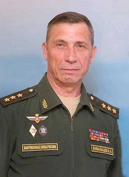 Buvaľcev, Ivan Alexandrovič : B