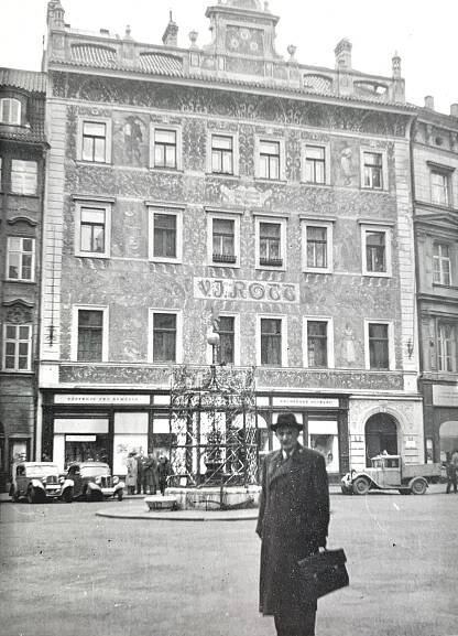 Soubor:Frantisek-Neuwirth-Rynecek-Praha.jpg