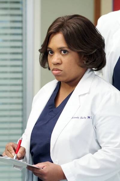 Chirurgové - Velmi vážený pacient - Z filmu - Chandra Wilson