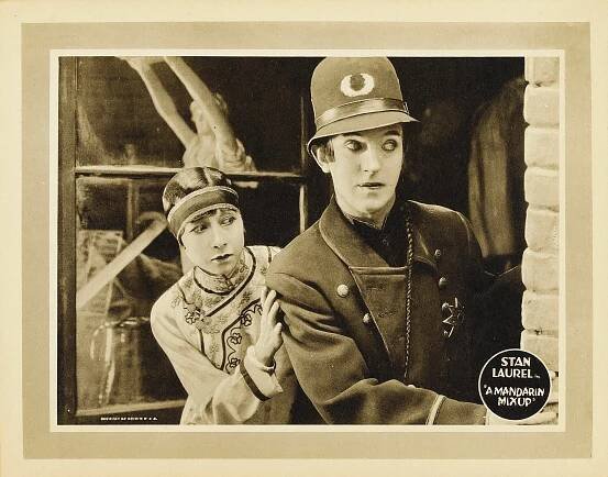 Mandarin Mix-Up - Fotosky - Stan Laurel