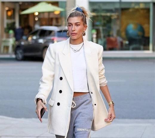 Hailey Bieberová: Známé jméno mi vadilo - iDNES.cz