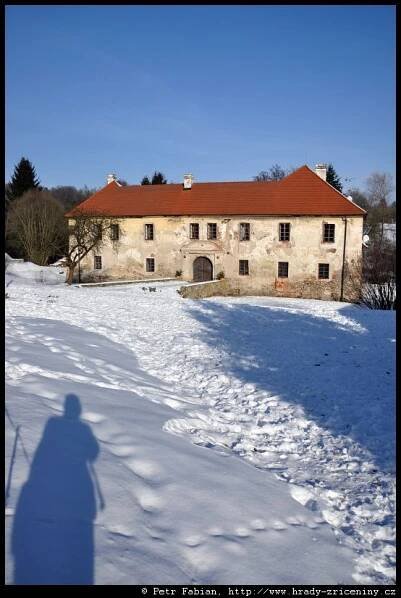 Jemniště – Starý zámek – fotografie / hrady-zriceniny.cz