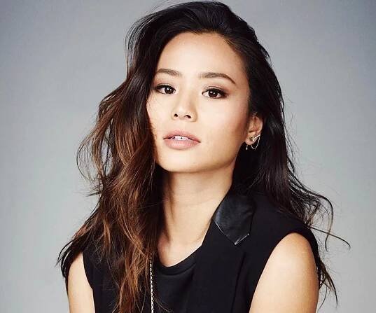 Jamie Chung Biography – Facts, Childhood, Family Life, Career