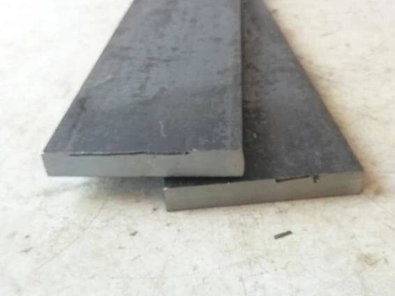 #ocel plochá 100x15 mm délka 720 a 730 mm dva kusy  plocháč ****** - Podnikání a průmysl