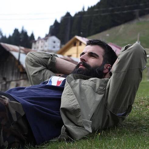 Elegance of Life: Mehmet Akif Alakurt