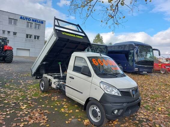 Auto Helus přiveze na Autosalon Louny 2025 nákladní vozy Iveco, užitkové vozy Piaggio a traktory Steyr - Diamant Expo