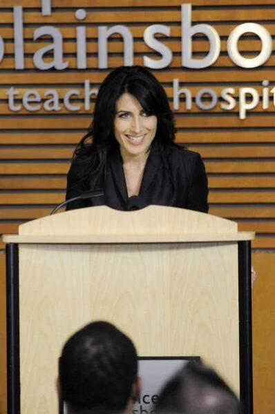 Dr. House - Od pěti do devíti - Z filmu - Lisa Edelstein