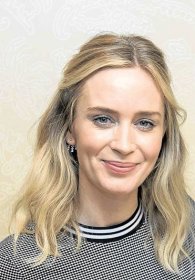 Emily Blunt - EMILY BLUNT at Sicario Press Conference at 2015 TIFF 09/ ...
