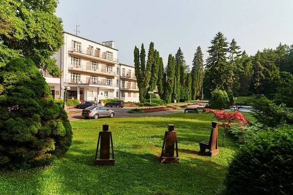 Lázeňský hotel Palace*** v Sliači | Porovnání pobytů | Recenze
