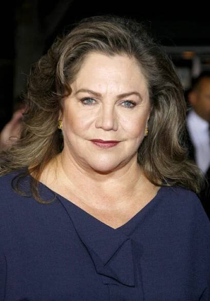 Kathleen Turner: A Hollywood Icon’s Journey of Strength and Resilience – Viral Stories