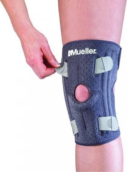 Mueller Sports Medicine Adjust-to-fit knee stabilizer od 840 Kč