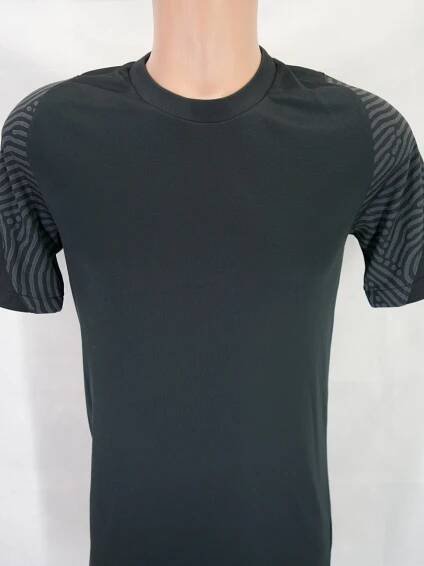 Pánské sportovní tričko NIKE | Second hand Marcela