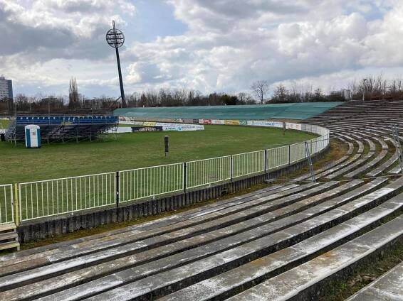 GALERIE: Starý fotbalový stadion v Hradci Králové | Galerie | Hradecká Drbna - zprávy z Hradce a okolí