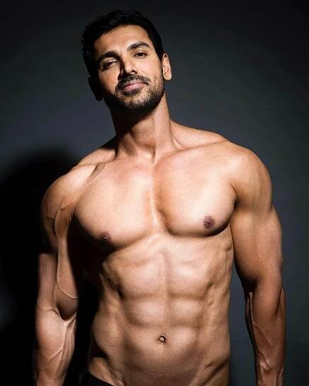 John Abraham : Net Worth, Height, Weight, Age, Affairs, Wiki, Facts and Figures 5